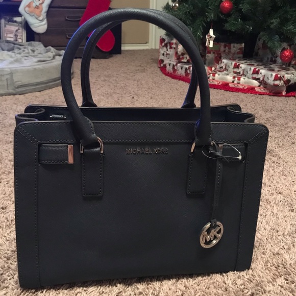 Michael Kors Handbags - Michael Kors Purse Michael Kors Handbags - Michael Kors Purse